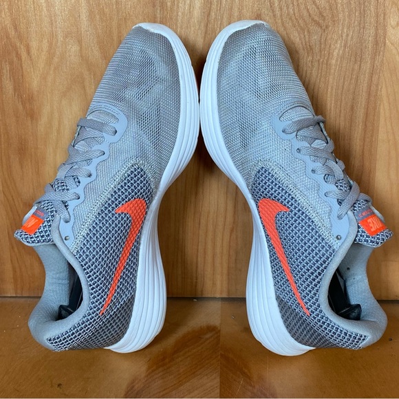 Womens 7.5 Nike Revolution 3 Athletic Shoes Gray Orange SEF1186 - Picture 6 of 8